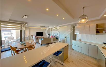 Kuşadası Terrace Ada Sitesi'nde Panoramik Deniz Manzaralı Satılık 3+1 Lüks Daire