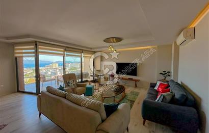 Kuşadası Terrace Ada Sitesi'nde Panoramik Deniz Manzaralı Satılık 3+1 Lüks Daire