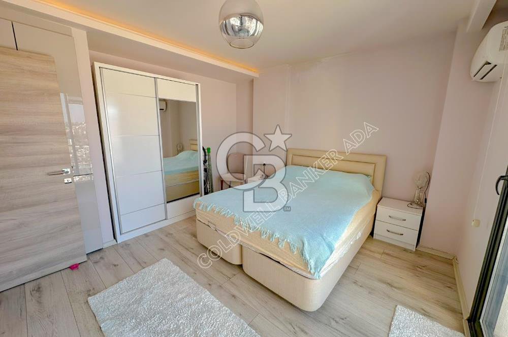 Kuşadası Terrace Ada Sitesi'nde Panoramik Deniz Manzaralı Satılık 3+1 Lüks Daire