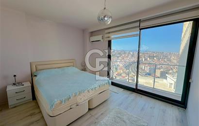 Kuşadası Terrace Ada Sitesi'nde Panoramik Deniz Manzaralı Satılık 3+1 Lüks Daire