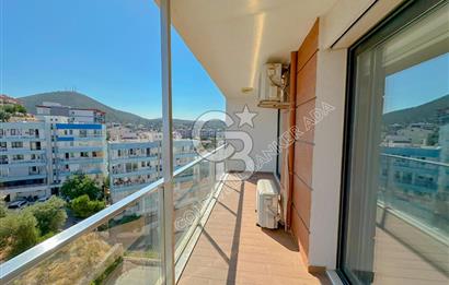 Kuşadası Terrace Ada Sitesi'nde Panoramik Deniz Manzaralı Satılık 3+1 Lüks Daire