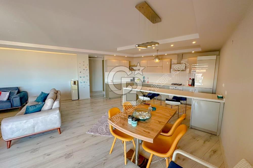Kuşadası Terrace Ada Sitesi'nde Panoramik Deniz Manzaralı Satılık 3+1 Lüks Daire