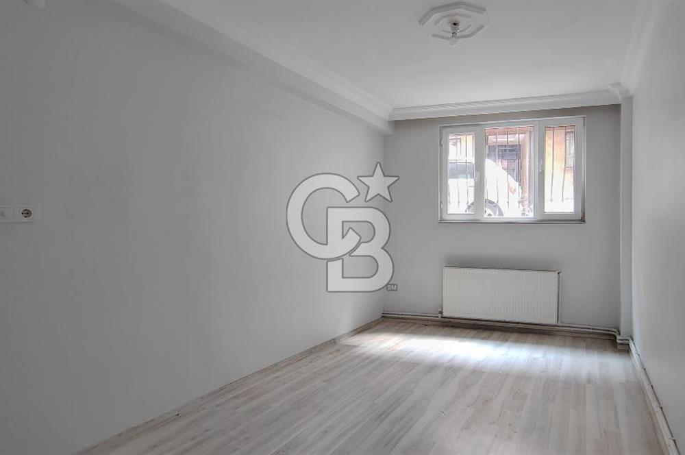 Bayrampaşa Orta Mahallede Bahçe Kullanımlı 3 + 1 Daire
