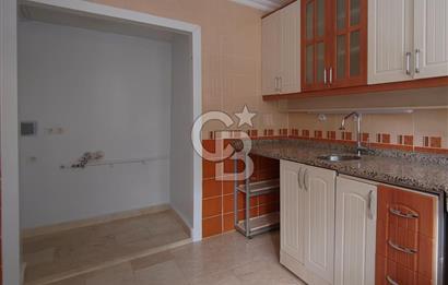 Bayrampaşa Orta Mahallede Bahçe Kullanımlı 3 + 1 Daire