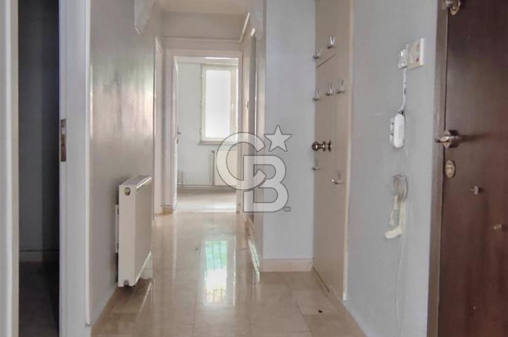 Bayrampaşa Orta Mahallede Bahçe Kullanımlı 3 + 1 Daire