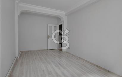 Bayrampaşa Orta Mahallede Bahçe Kullanımlı 3 + 1 Daire