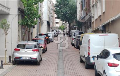 Bayrampaşa Orta Mahallede Bahçe Kullanımlı 3 + 1 Daire