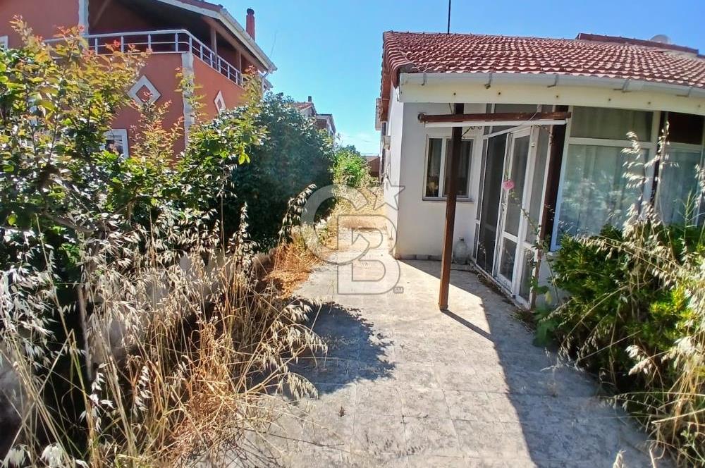 ÇANAKKALE LAPSEKİ EMEK SİTESİ'NDE 260m² ARSALI, 2+1 MÜSTALİK EV