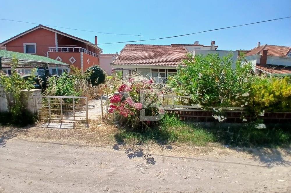 ÇANAKKALE LAPSEKİ EMEK SİTESİ'NDE 260m² ARSALI, 2+1 MÜSTALİK EV