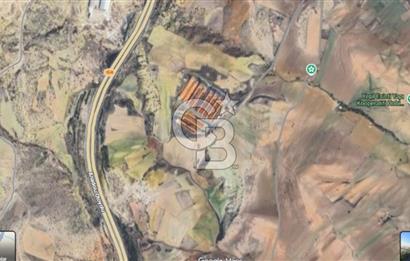 Kahramankazan Karalar Mahallesi'nde Üretim Tesislerine Komşu 6.323 m² Satılık Tarla