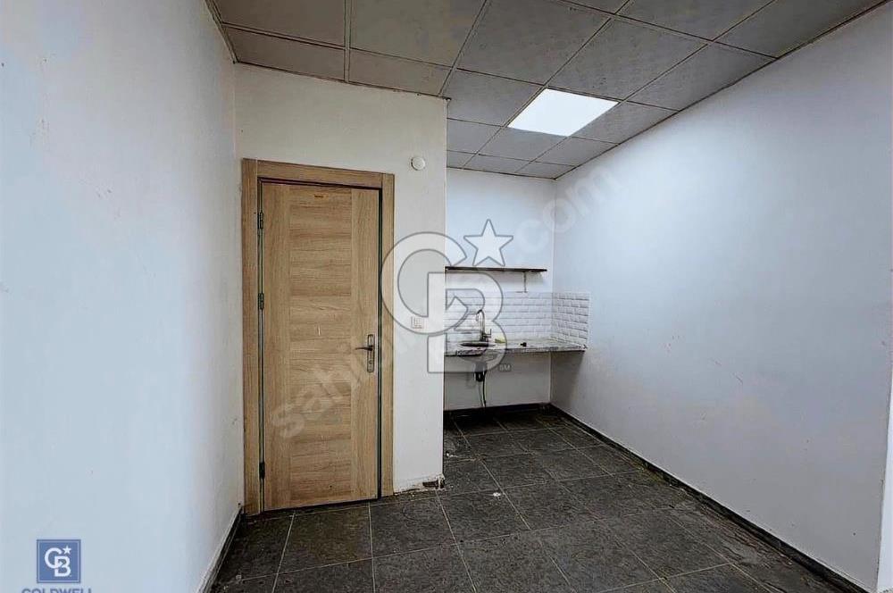 ÇİĞLİ ŞİRİNTEPE MAHALLESİNDE CADDE ÜZERİ SATILIK 135 m2 İŞYERİ