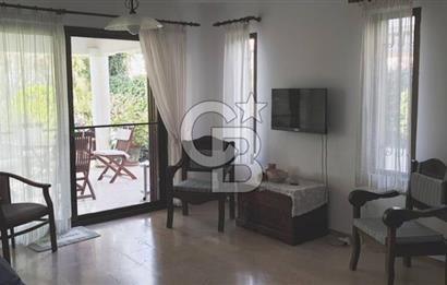 ÇEŞME ALAÇATI'DA MERKEZE ÇOK YAKIN EŞYALI KİRALIK MÜSTAKİL VİLLA
