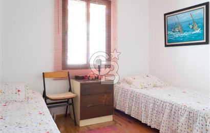 ÇEŞME ALAÇATI'DA MERKEZE ÇOK YAKIN EŞYALI KİRALIK MÜSTAKİL VİLLA