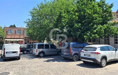 AKKÖY TARİHİ MEYDANINDA SATILIK BİNA