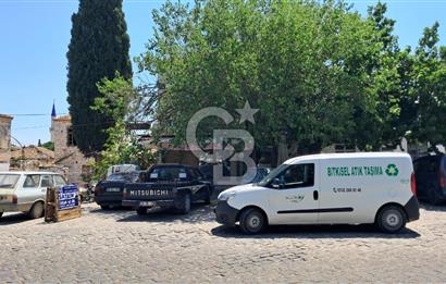AKKÖY TARİHİ MEYDANINDA SATILIK BİNA