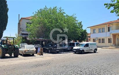 AKKÖY TARİHİ MEYDANINDA SATILIK BİNA