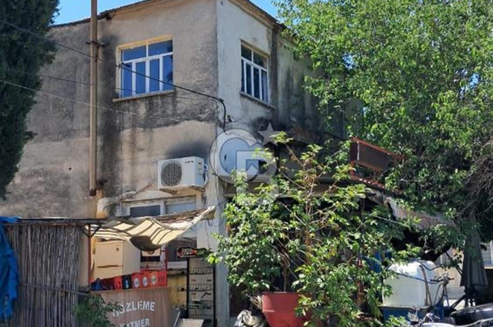 AKKÖY TARİHİ MEYDANINDA SATILIK BİNA