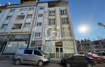 COLDWELL BANKER SAFİR'den ŞEHİR MERKEZİ'nde KİRALIK EŞYALI DAİRE