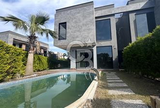 KUŞADASI GÜZELÇAMLI DA ÖZEL HAVUZLU 3+1 SATILIK VİLLA - 7 - 358091