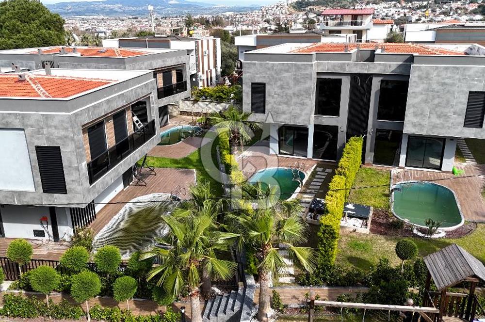 KUŞADASI GÜZELÇAMLI DA ÖZEL HAVUZLU 3+1 SATILIK VİLLA