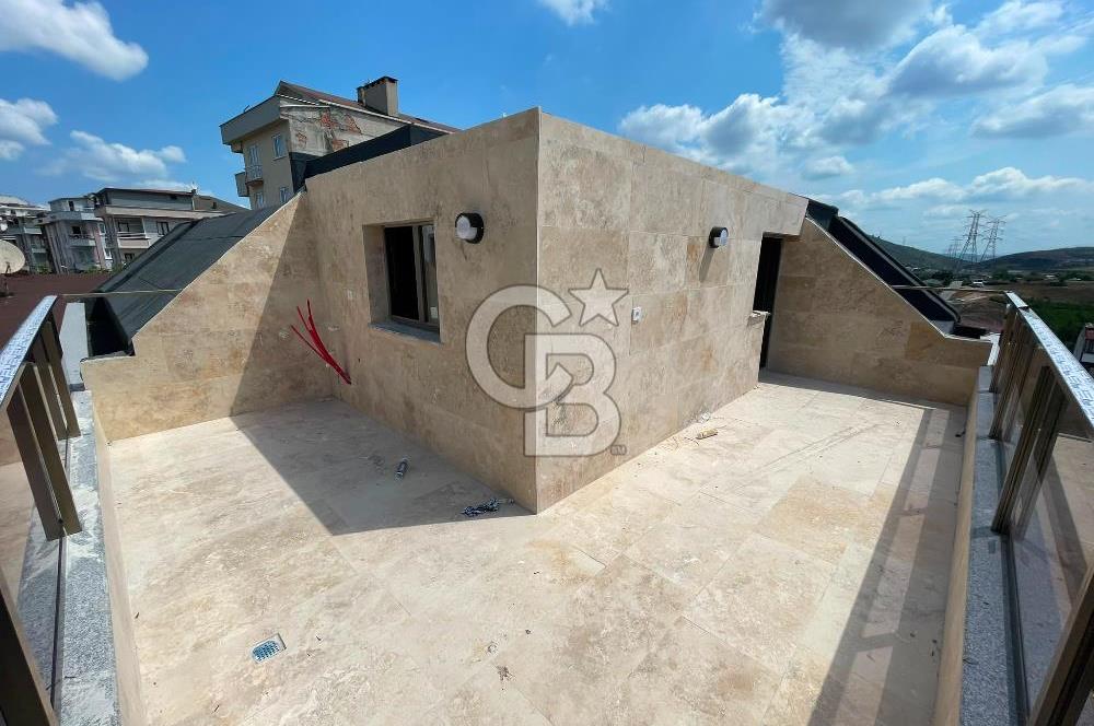 Sancaktepe Yenidoğan Mevlana Mahallesi Satılık 4+2 Üst Dubleks Daire