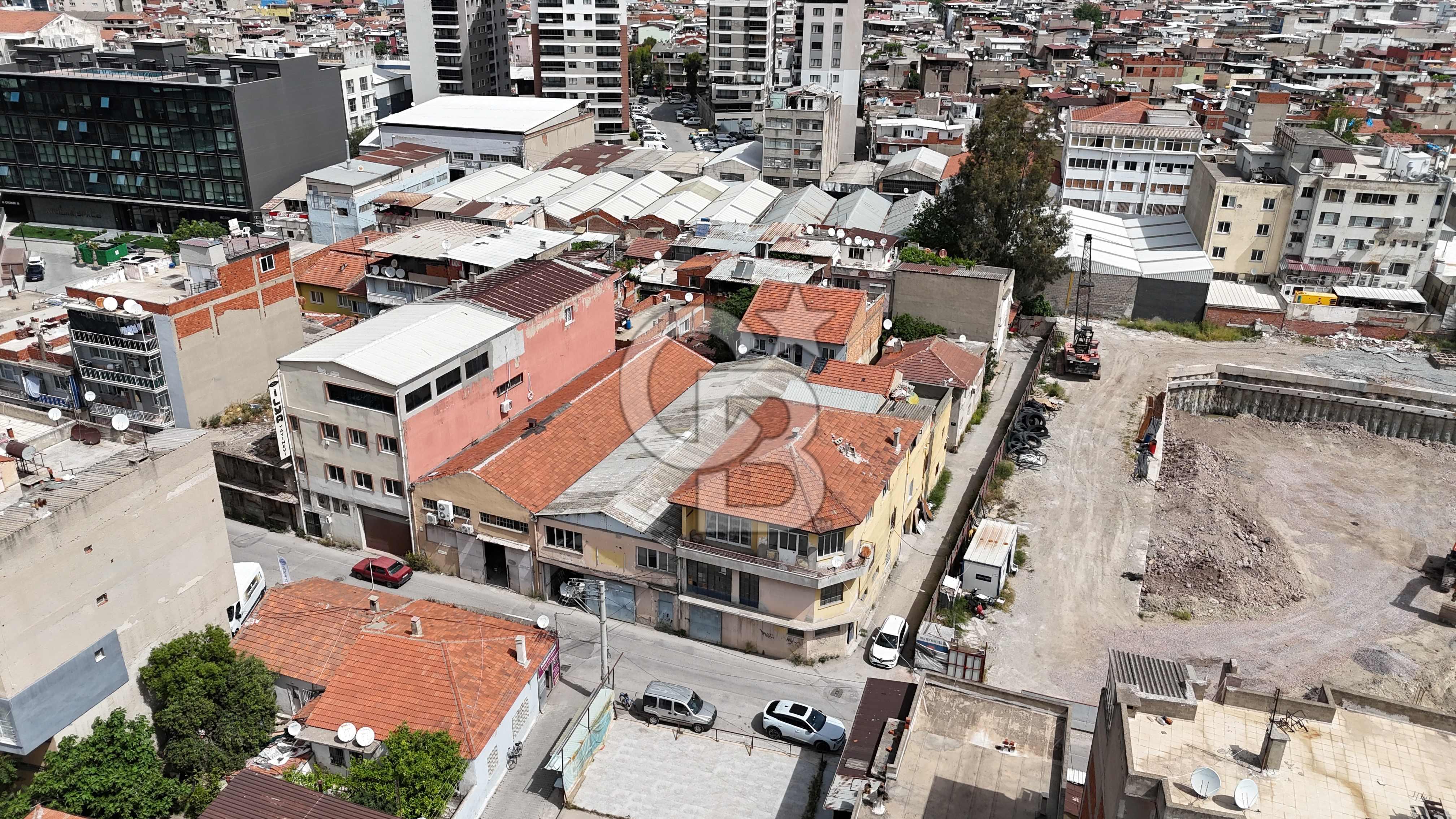 Bornova Çamdibi Kentsel Dönüşüm Alanında Satılık Bina