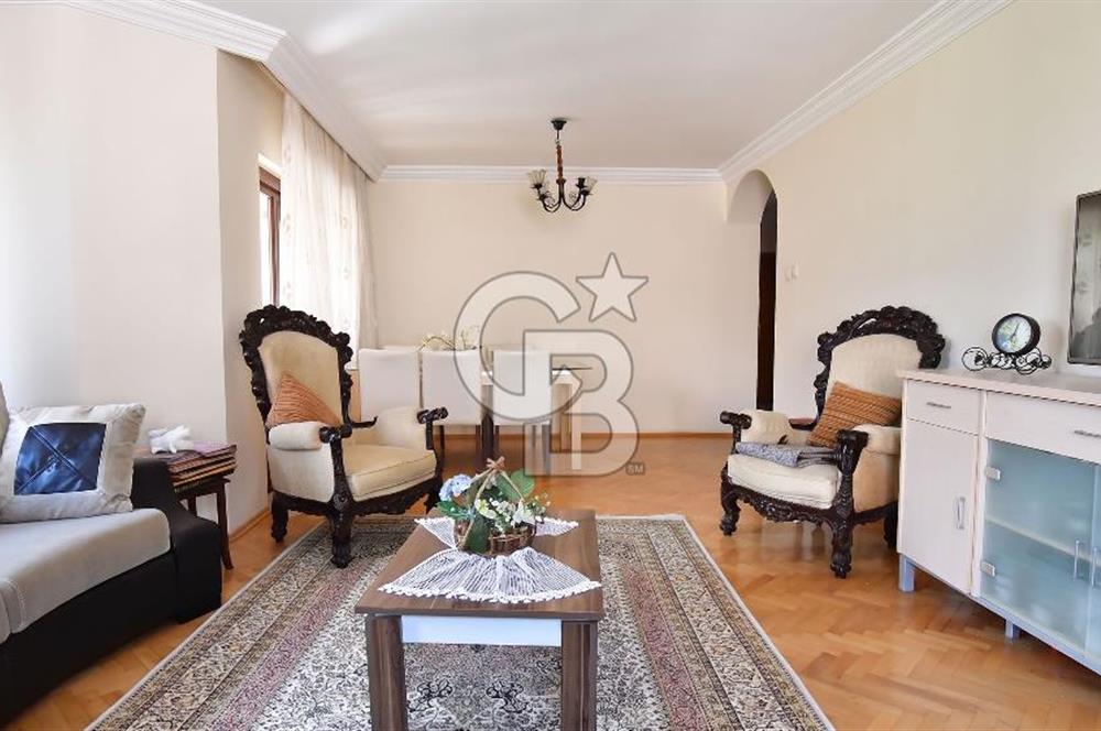 Konak Yücelkent 2 Sitesi'nde Satılık 3+1 Daire | Dönüşüme Uygun