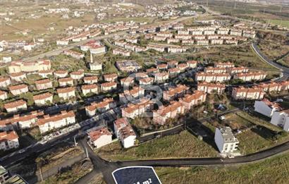 ARNAVUTKÖY TAŞOLUKTA SATILIK 774 M2 ARSA