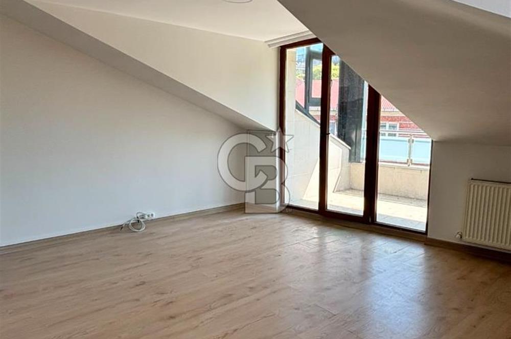 Üsküdar Çamlıca Ferah Caddesi Üzerinde Kiralık 2+1 100 m2 Daire