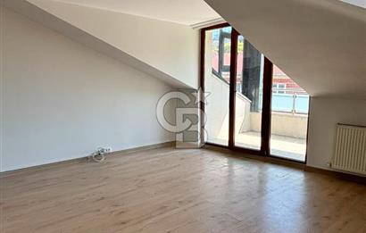 Üsküdar Çamlıca Ferah Caddesi Üzerinde Kiralık 2+1 100 m2 Daire