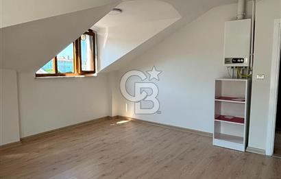 Üsküdar Çamlıca Ferah Caddesi Üzerinde Kiralık 2+1 100 m2 Daire