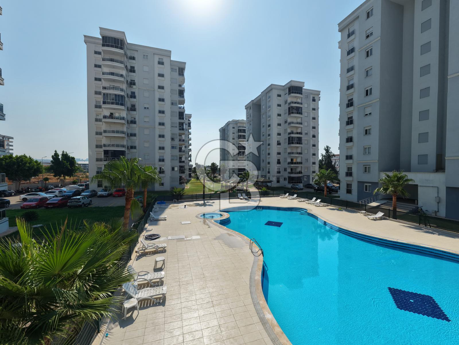 Güzelyurt Sitesi Havuzlu Güvenlikli Vatandaşlığa Uygun 2+1 Favorilerime Ekle Yazdır