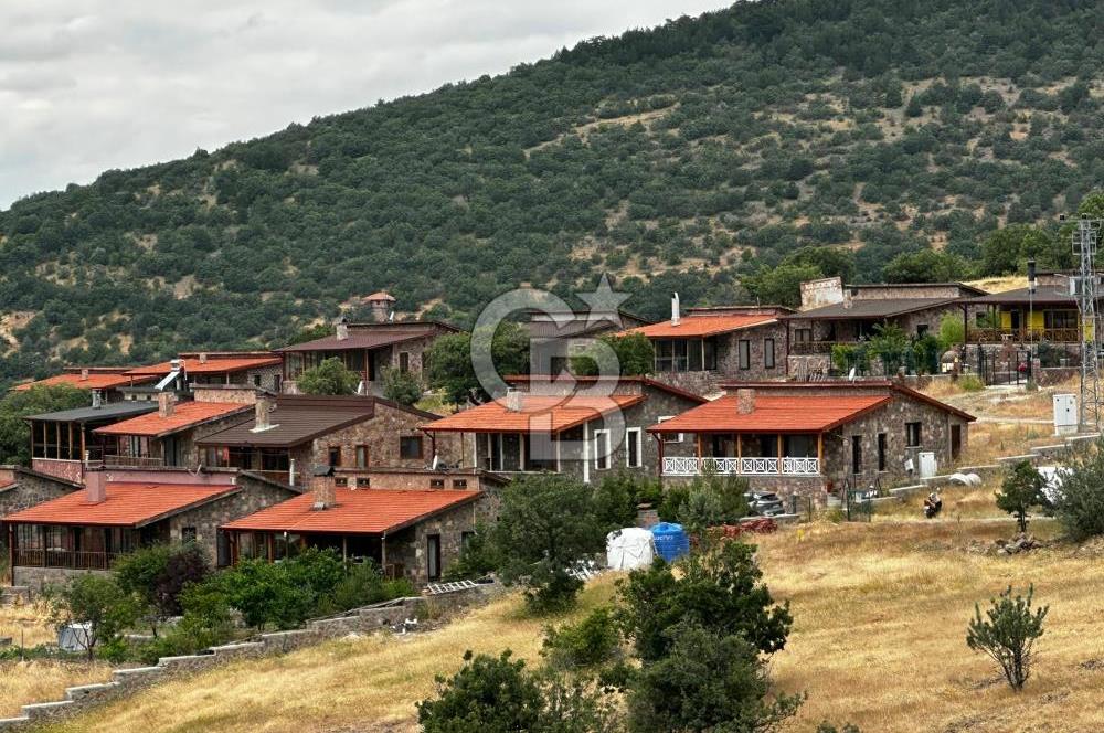 ÇAMLIDERE'DE MÜSTAKİL 2+1 ÖZEL YAPIM TAŞ VİLLA