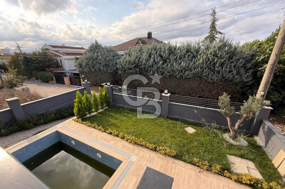 YALOVA MERKEZ KADIKÖY'DE SATILIK ULTRA LÜKS VİLLA