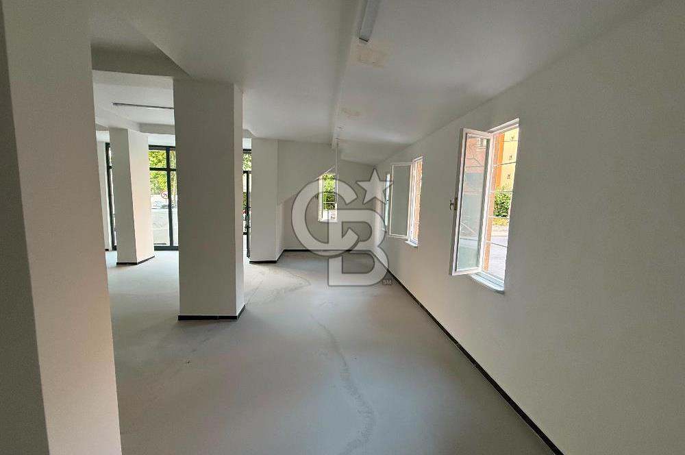 Ümraniye Altınşehirde Köşe Başı Kiralık Dükkan