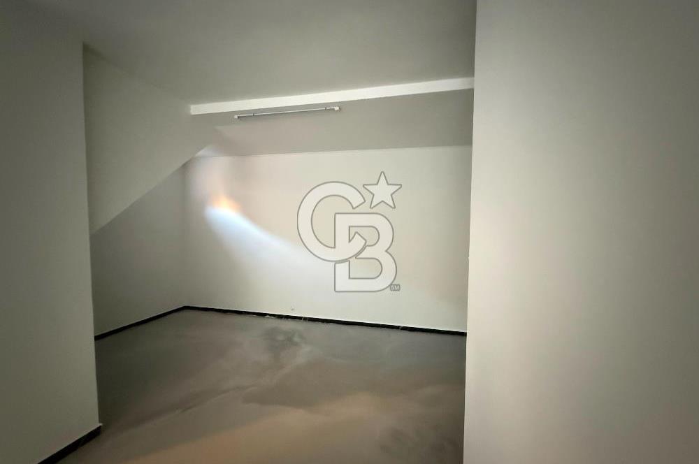 Ümraniye Altınşehirde Köşe Başı Kiralık Dükkan