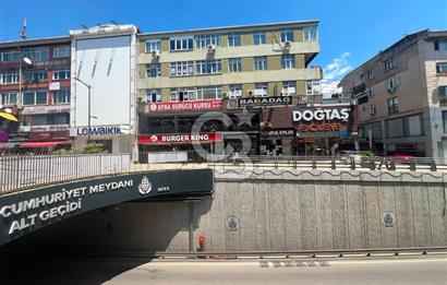 Maltepe Bağdat Caddesinde Satılık Kurumsal Kiracılı 560 mDükkan