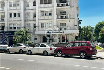Op.Dr.Cemil Topuzlu'da Büyük Kulüp'e 50m mesafede Satılık Dükkan - 1 - 358118