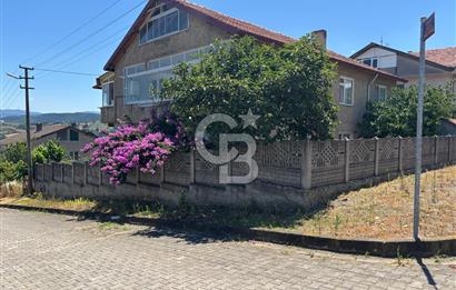 YALOVA ALTINOVA SUBAŞINDA 465 M2 ARSA İÇİNDE MÜSTAKİL EV