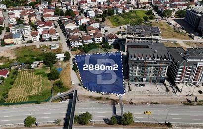 CB AKADEMİ KANDIRA YOLUNA CEPHE SATILIK REZİDANS ARSA HİSSESİ