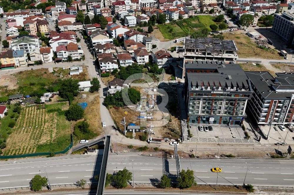 CB AKADEMİ KANDIRA YOLUNA CEPHE SATILIK REZİDANS ARSA HİSSESİ