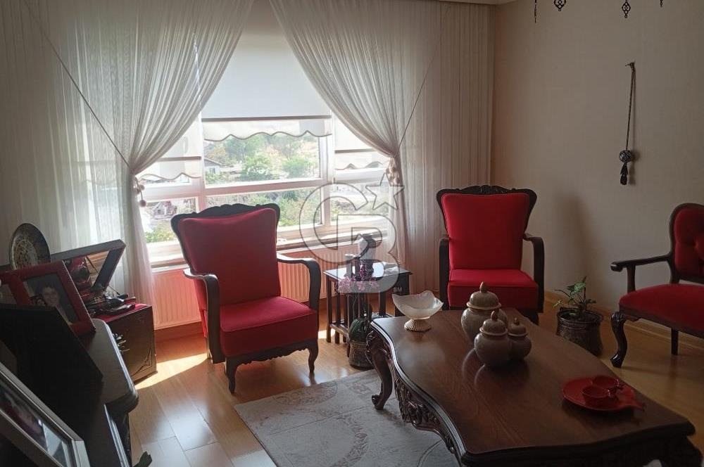 Gökçen Efe Sitesi'nde Metro Yanı Lüks Masrafsız 3+1 Daire
