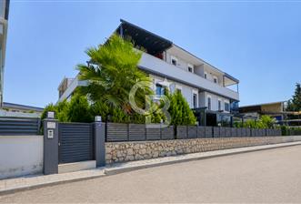 Gaziemir'de Tasarım Kış Bahçeli Fırsat Fiyatlı 4+1 Villa Favorilerime Ekle Yazdır - 2 - 358303