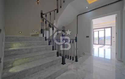 ARNAVUTKÖY MAREŞAL FEVZİ ÇAKMAK'TA SATILIK ULTRA LÜKS 6+2 VİLLA