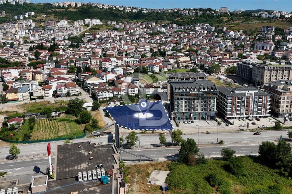 CB AKADEMİ KANDIRA YOLUNA CEPHE SATILIK REZİDANS ARSA HİSSESİ