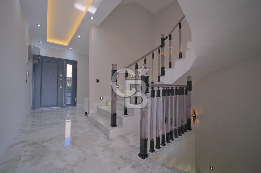 ARNAVUTKÖY MAREŞAL FEVZİ ÇAKMAK'TA SATILIK ULTRA LÜKS 6+2 VİLLA