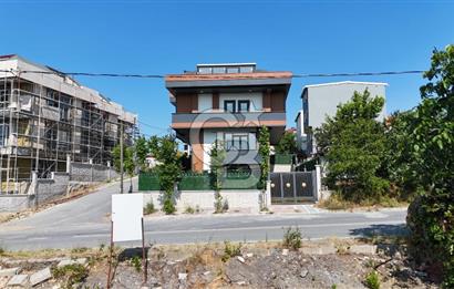 ARNAVUTKÖY MAREŞAL FEVZİ ÇAKMAK'TA SATILIK ULTRA LÜKS 6+2 VİLLA