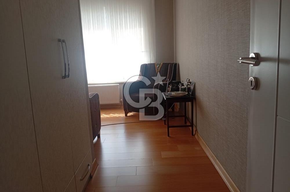 Gökçen Efe Sitesi'nde Metro Yanı Lüks Masrafsız 3+1 Daire