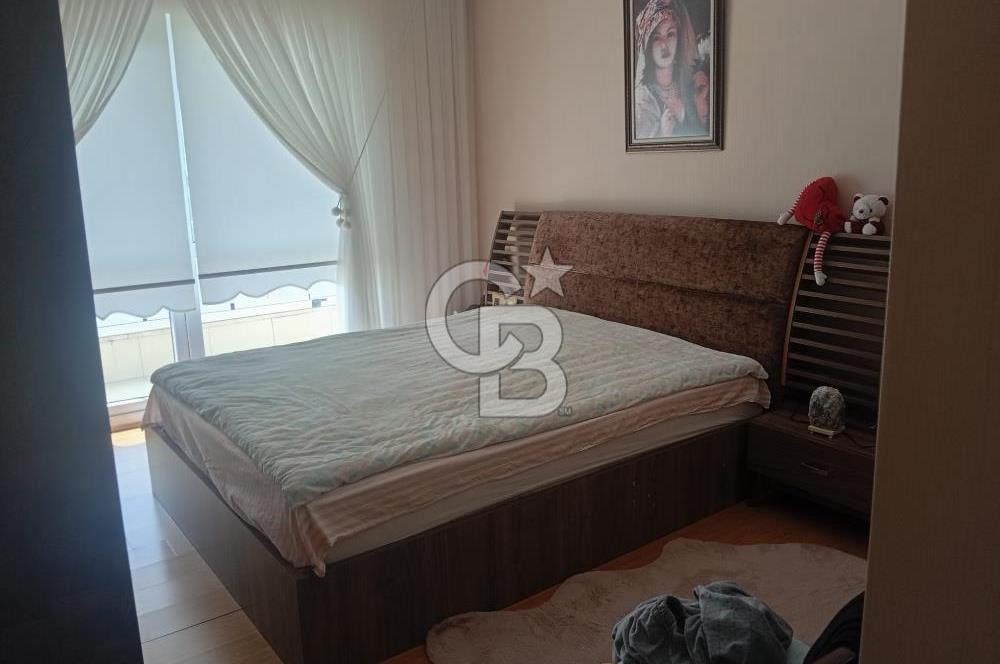 Gökçen Efe Sitesi'nde Metro Yanı Lüks Masrafsız 3+1 Daire