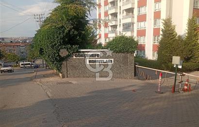 Gökçen Efe Sitesi'nde Metro Yanı Lüks Masrafsız 3+1 Daire
